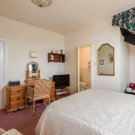 Hotel Crossways