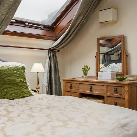 Crossways 2* Pickering